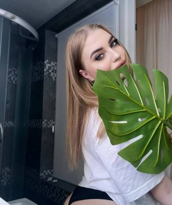 😘 Я обладаю изысканным вкусом и страстью, чтобы удовлетворить все твои желания. 💋
В Москве я создам атмосферу уюта и комфорта, где ты сможешь полностью расслабиться и насладиться моментами нашей встречи. 👌💦
Мои услуги включают все, что ты можешь только себе представить – массаж, оральные ласки, классический и анальный секс, ролевые игры и многое другое. Ты останешься доволен каждой минутой проведенной со мной. 😍💄
Если ты хочешь окунуться в чувственный мир страсти и нежности, то не упусти возможность встретиться со мной. 🌹💕 Мои отзывы говорят сами за себя – клиенты оставляют только самые положительные комментарии о нашем времяпровождении. Доверься мне, и я сделаю все возможное, чтобы ты почувствовал себя особенным и желанным. 🙏💫 Набери мой номер и давай сделаем Москву незабываемой! 😉🔥 София